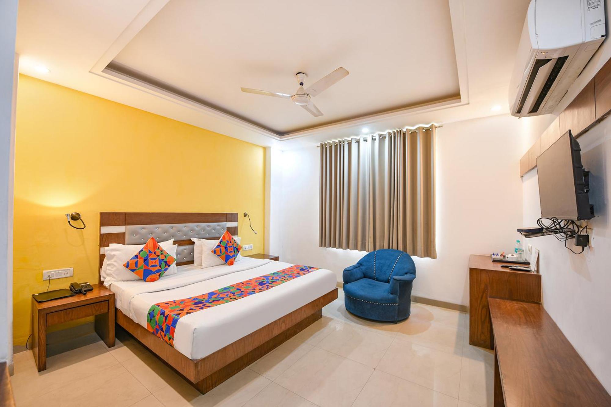 Fabhotel The Kings Plaza Ню Делхи Екстериор снимка