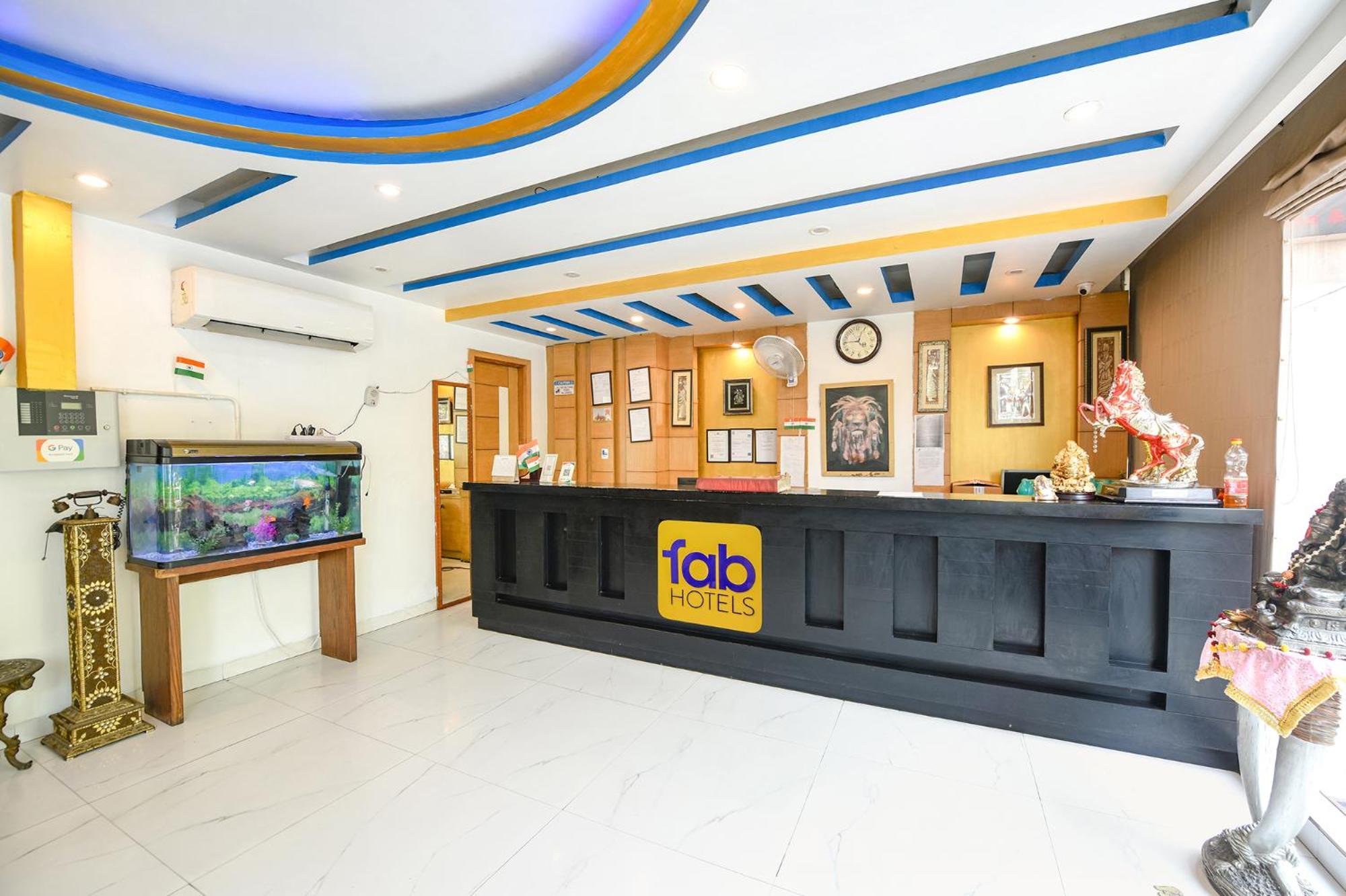 Fabhotel The Kings Plaza Ню Делхи Екстериор снимка