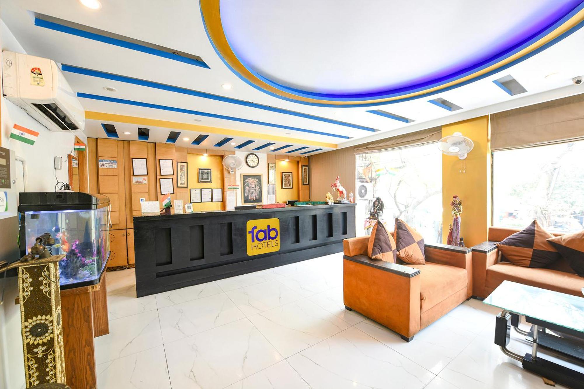 Fabhotel The Kings Plaza Ню Делхи Екстериор снимка